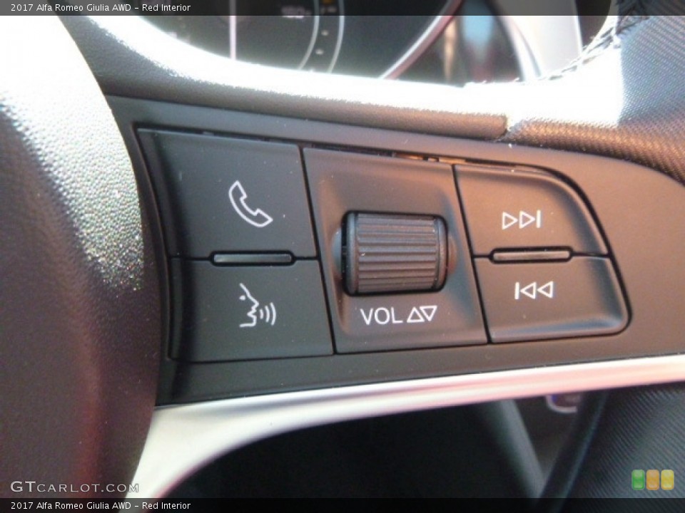 Red Interior Controls for the 2017 Alfa Romeo Giulia AWD #119402372