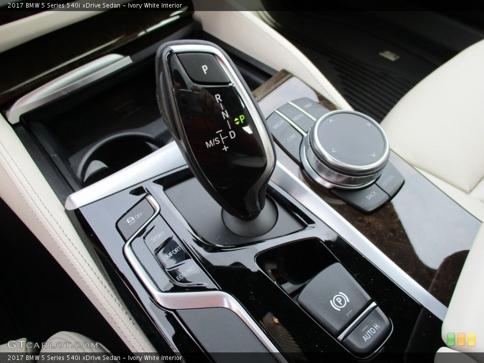 Ivory White Interior Transmission for the 2017 BMW 5 Series 540i xDrive Sedan #119438511