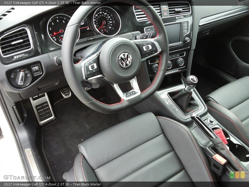 Titan Black Interior Photo for the 2017 Volkswagen Golf GTI 4-Door 2.0T SE #119505019