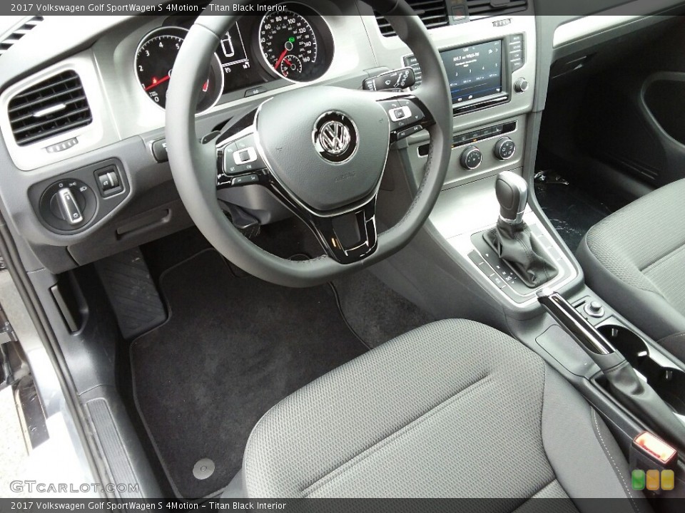 Titan Black Interior Photo for the 2017 Volkswagen Golf SportWagen S 4Motion #119513011