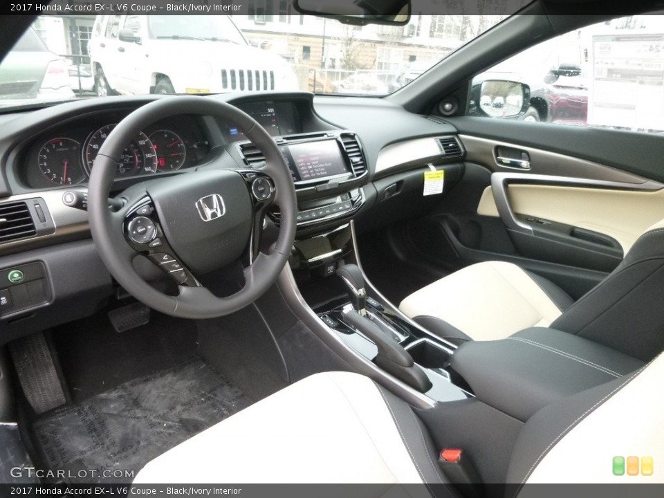 Black/Ivory Interior Photo for the 2017 Honda Accord EX-L V6 Coupe #119555562
