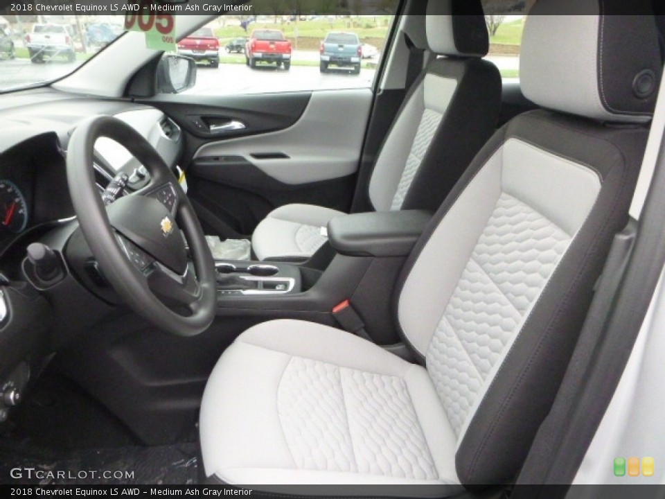 Medium Ash Gray Interior Photo for the 2018 Chevrolet Equinox LS AWD #119588427
