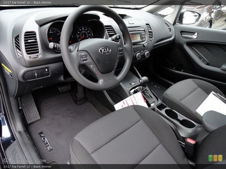 Black Interior Photo for the 2017 Kia Forte5 LX #119593332