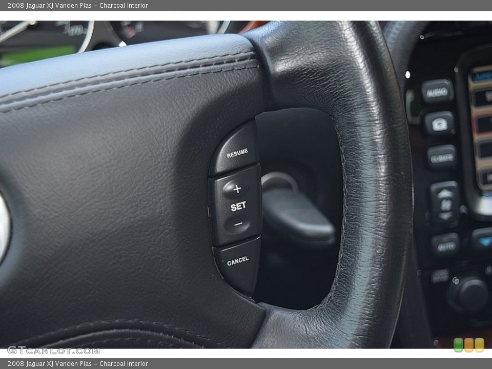 Charcoal Interior Controls for the 2008 Jaguar XJ Vanden Plas #119652369