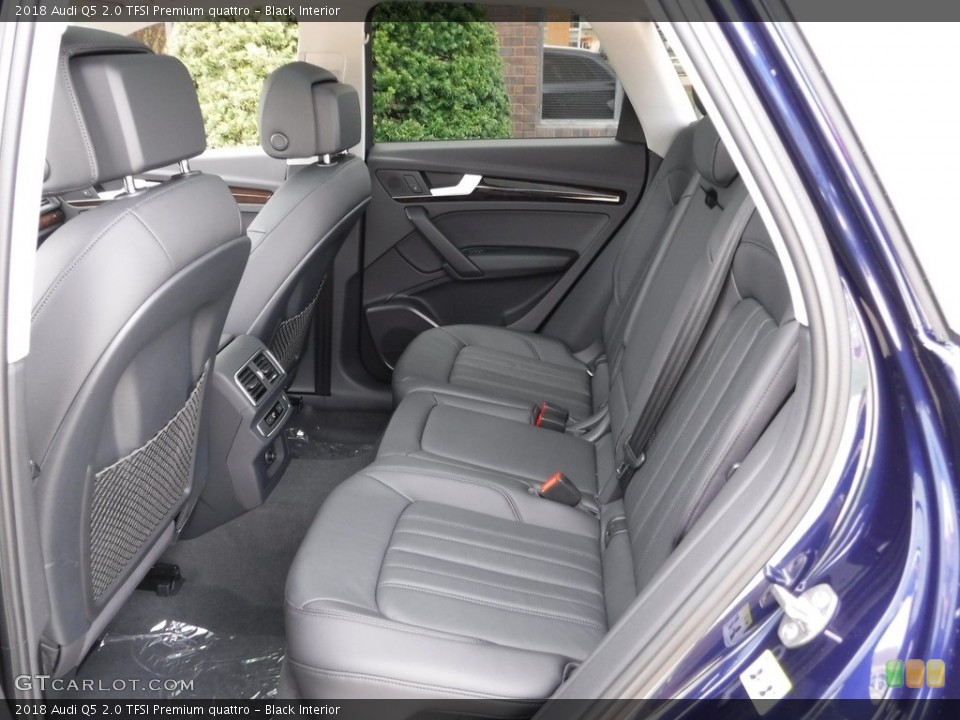 Black Interior Rear Seat for the 2018 Audi Q5 2.0 TFSI Premium quattro #119702322