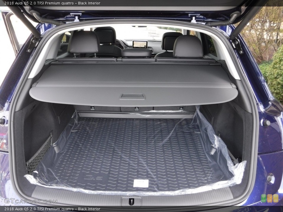 Black Interior Trunk for the 2018 Audi Q5 2.0 TFSI Premium quattro #119702397