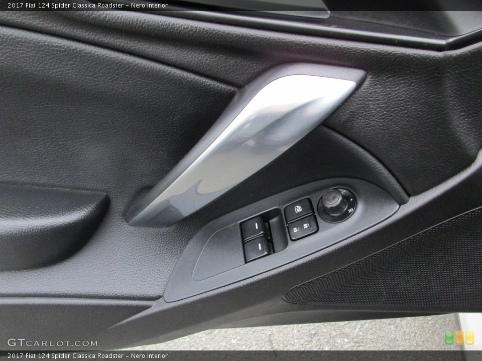Nero Interior Controls for the 2017 Fiat 124 Spider Classica Roadster #119731024