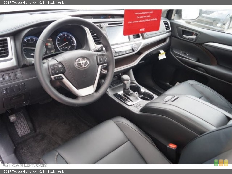 Black Interior Photo for the 2017 Toyota Highlander XLE #119738152