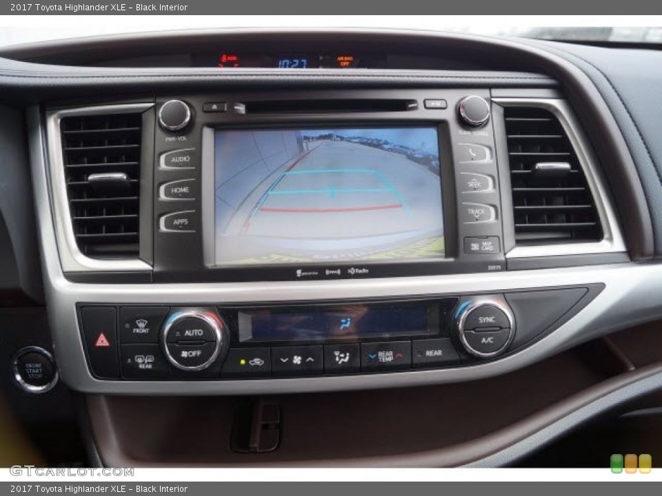 Black Interior Controls for the 2017 Toyota Highlander XLE #119738302