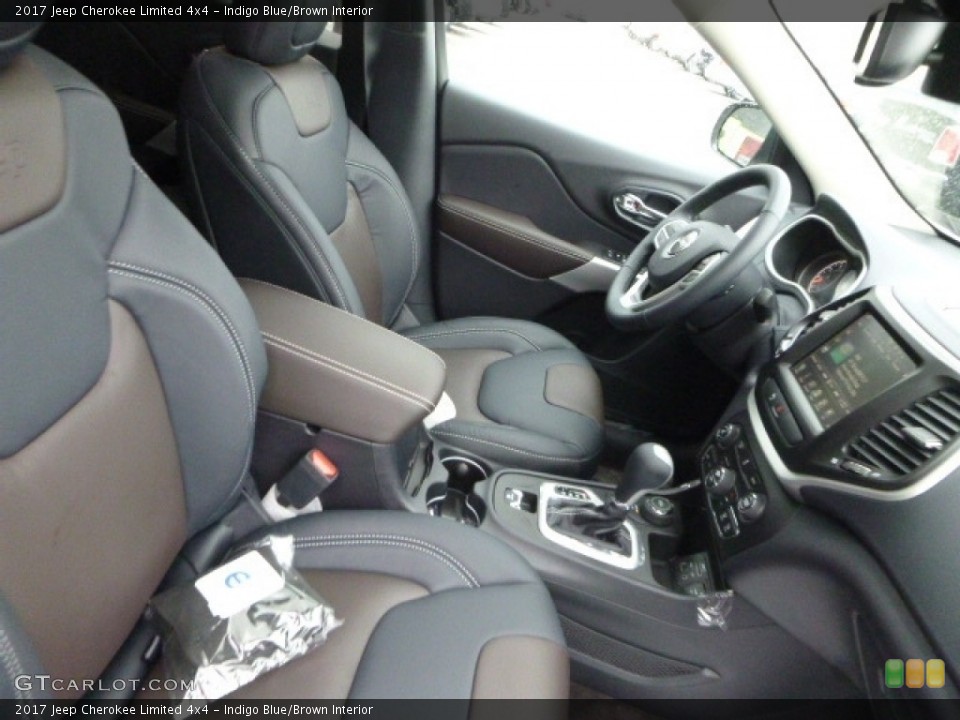 Indigo Blue/Brown Interior Photo for the 2017 Jeep Cherokee Limited 4x4 #119740890