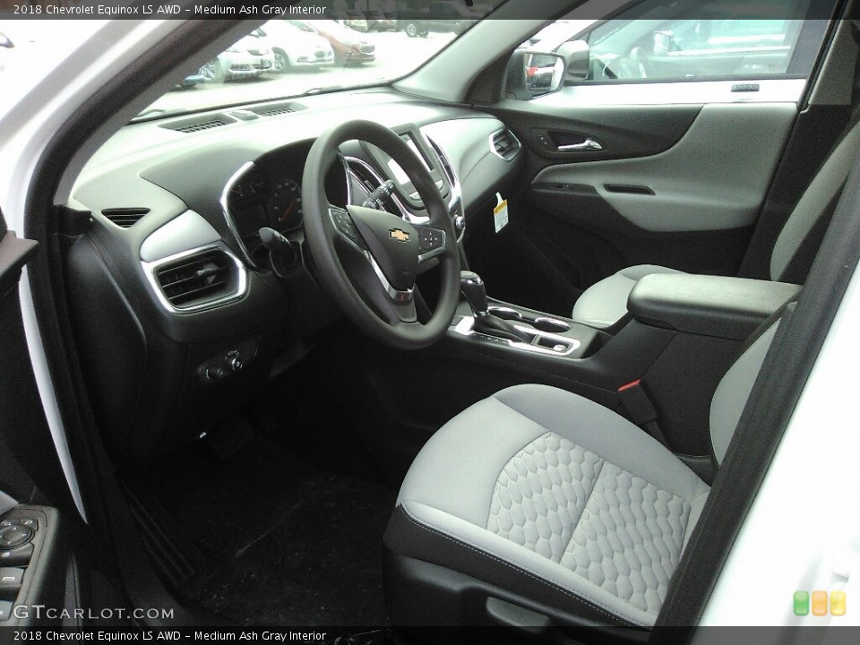 Medium Ash Gray Interior Photo for the 2018 Chevrolet Equinox LS AWD #119799086