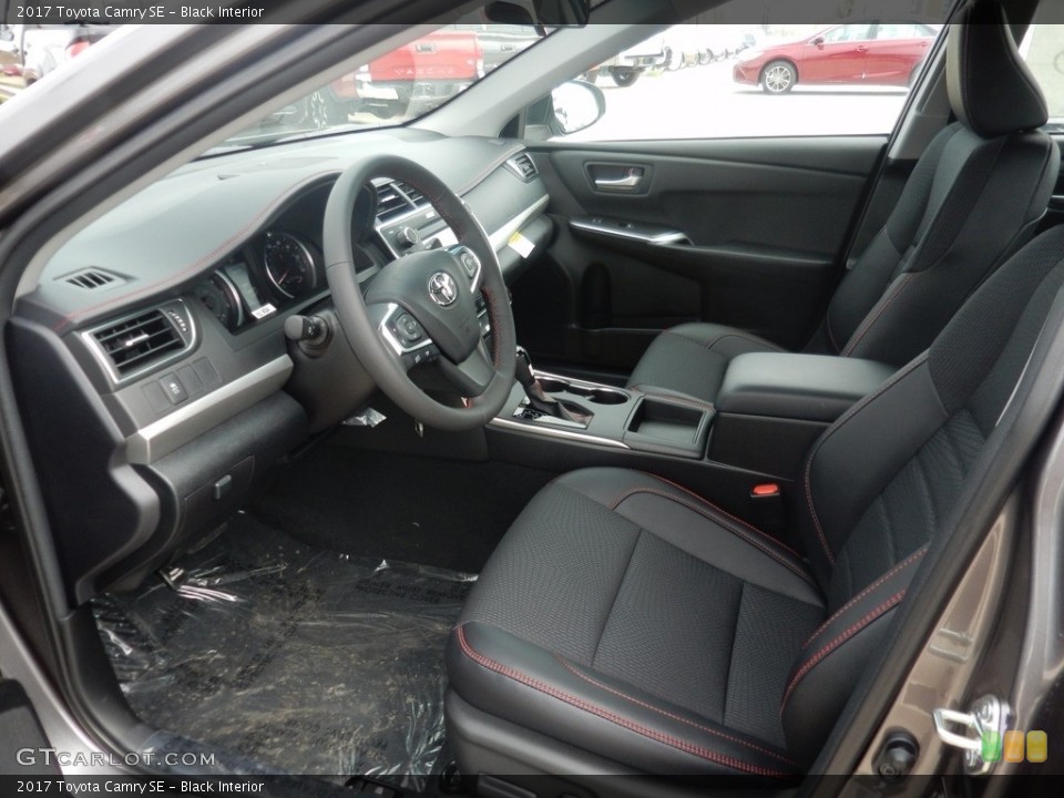 Black Interior Photo for the 2017 Toyota Camry SE #119827588