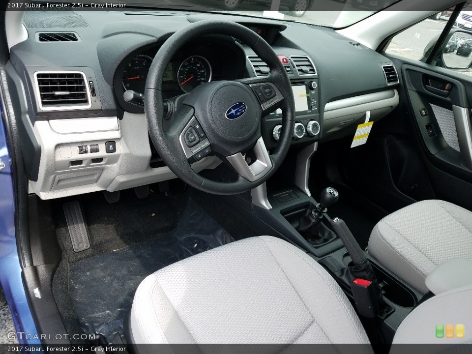 Gray Interior Photo for the 2017 Subaru Forester 2.5i #119831849