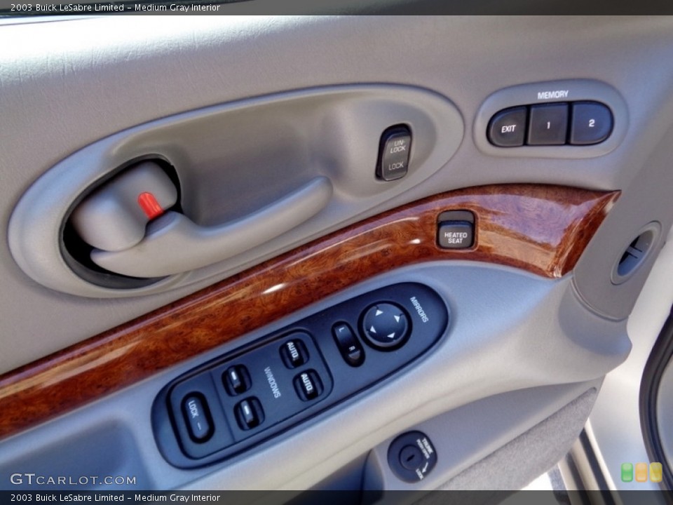 Medium Gray Interior Controls for the 2003 Buick LeSabre Limited #119851006