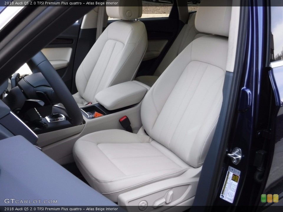 Atlas Beige Interior Photo for the 2018 Audi Q5 2.0 TFSI Premium Plus quattro #119873462