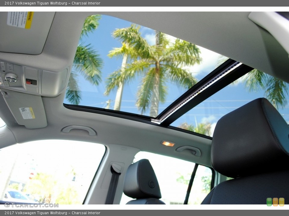 Charcoal Interior Sunroof for the 2017 Volkswagen Tiguan Wolfsburg #119884972