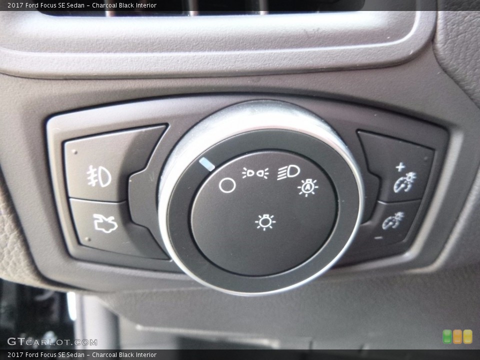 Charcoal Black Interior Controls for the 2017 Ford Focus SE Sedan #119919866