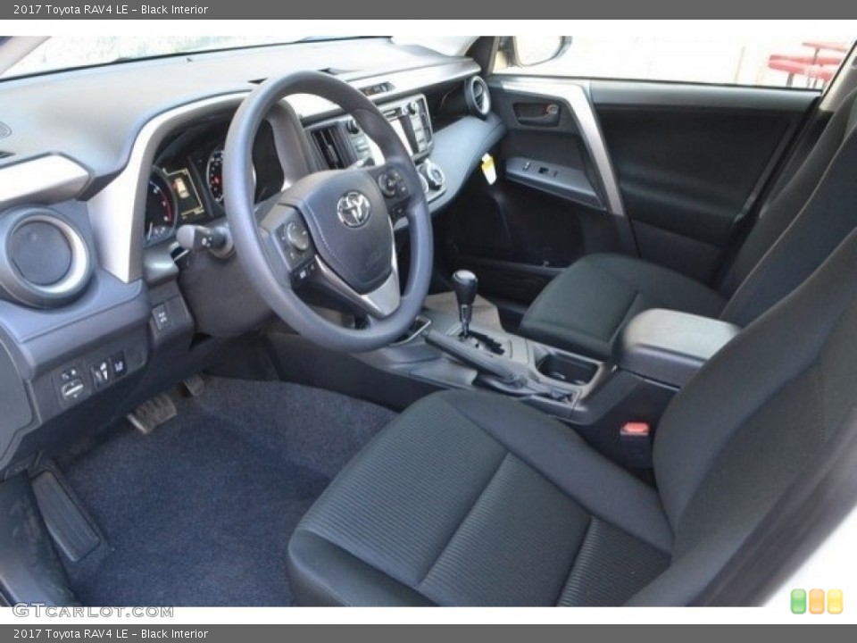 Black Interior Photo for the 2017 Toyota RAV4 LE #120020802