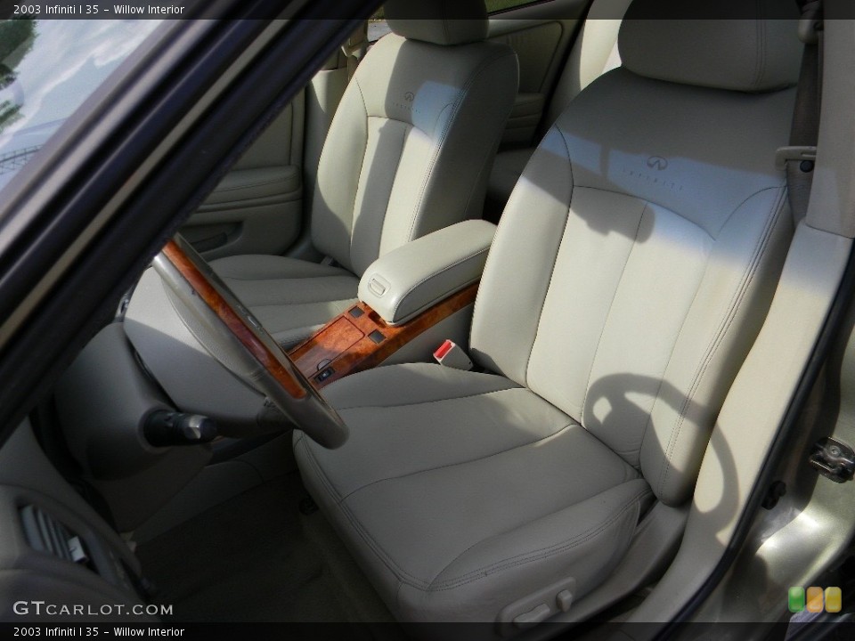 Willow 2003 Infiniti I Interiors