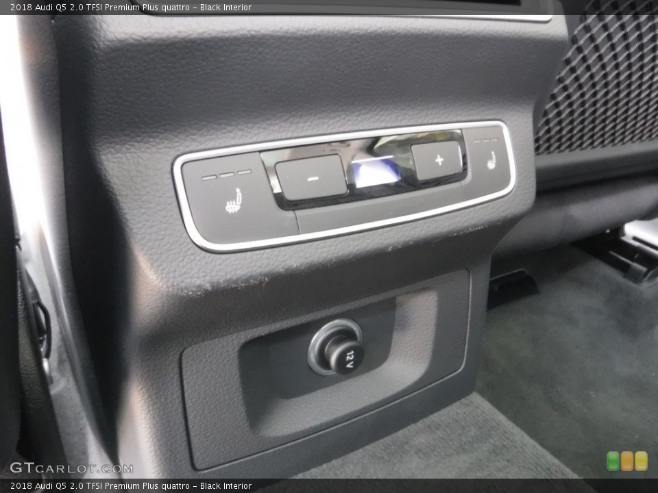 Black Interior Controls for the 2018 Audi Q5 2.0 TFSI Premium Plus quattro #120043311