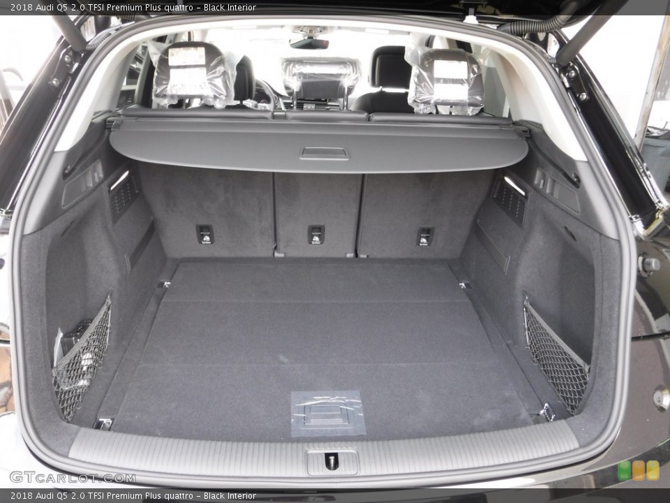 Black Interior Trunk for the 2018 Audi Q5 2.0 TFSI Premium Plus quattro #120043323