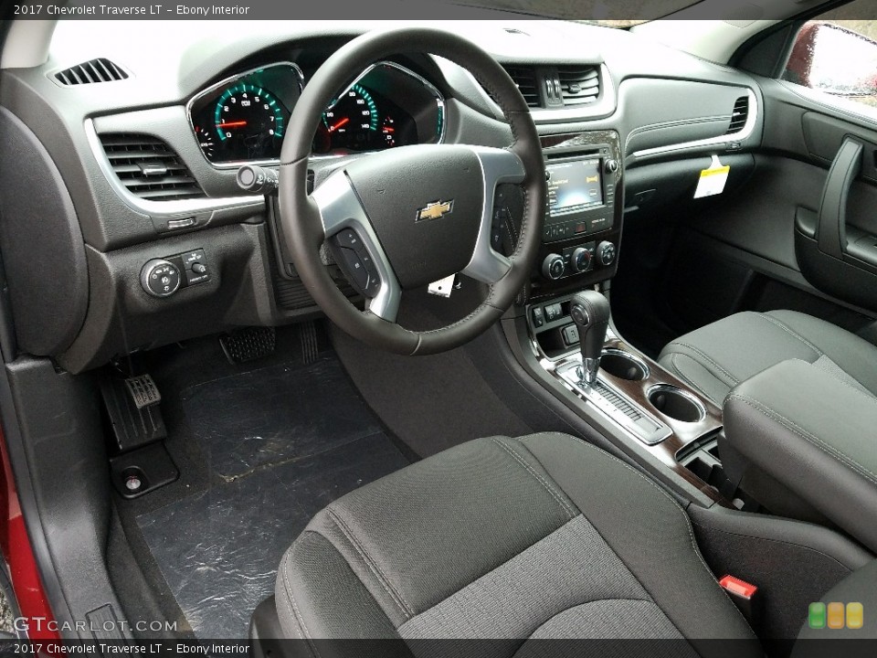 Ebony Interior Photo for the 2017 Chevrolet Traverse LT #120055566