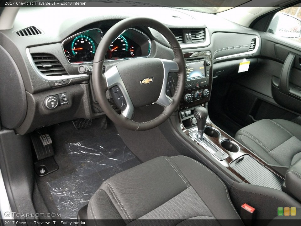 Ebony Interior Photo for the 2017 Chevrolet Traverse LT #120055905