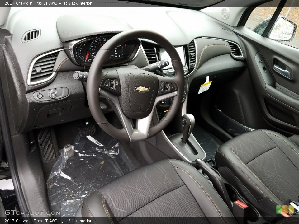 Jet Black Interior Photo for the 2017 Chevrolet Trax LT AWD #120059206