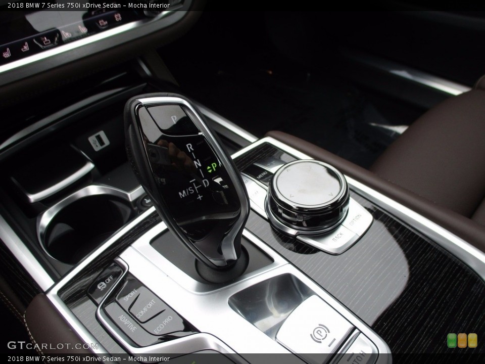 Mocha Interior Transmission for the 2018 BMW 7 Series 750i xDrive Sedan #120067506