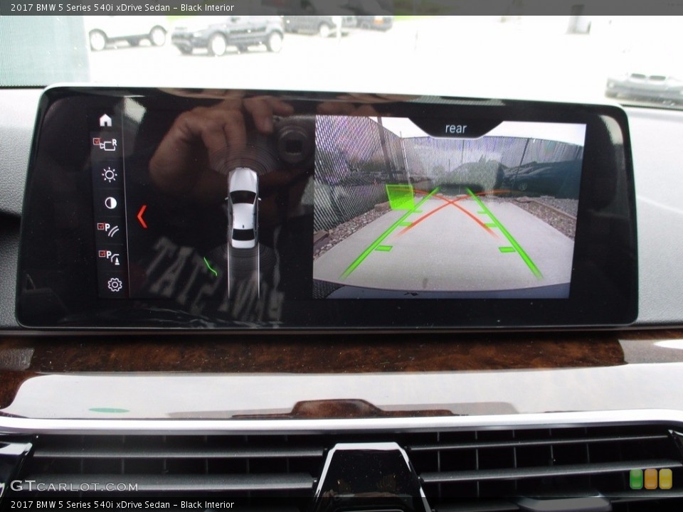 Black Interior Controls for the 2017 BMW 5 Series 540i xDrive Sedan #120068058