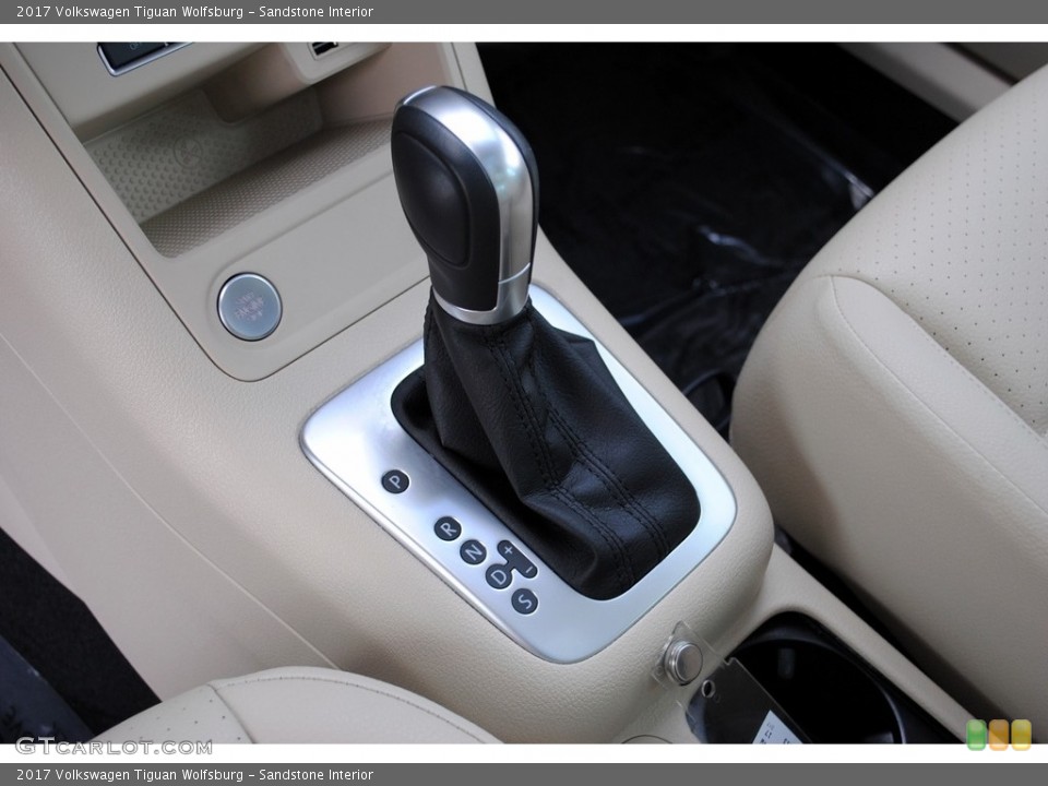 Sandstone Interior Transmission for the 2017 Volkswagen Tiguan Wolfsburg #120115950