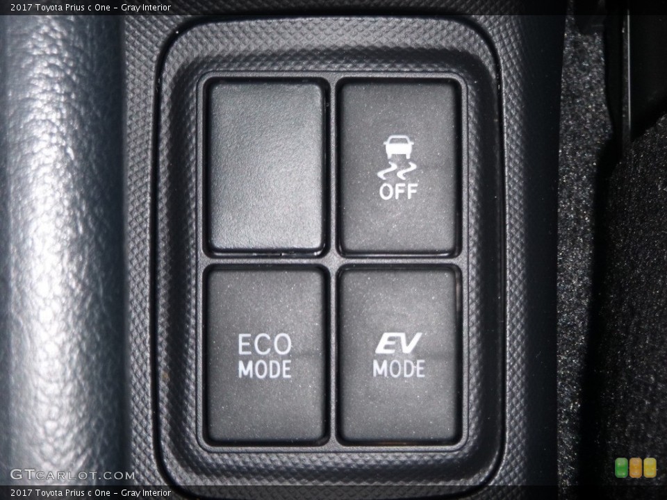 Gray Interior Controls for the 2017 Toyota Prius c One #120207059