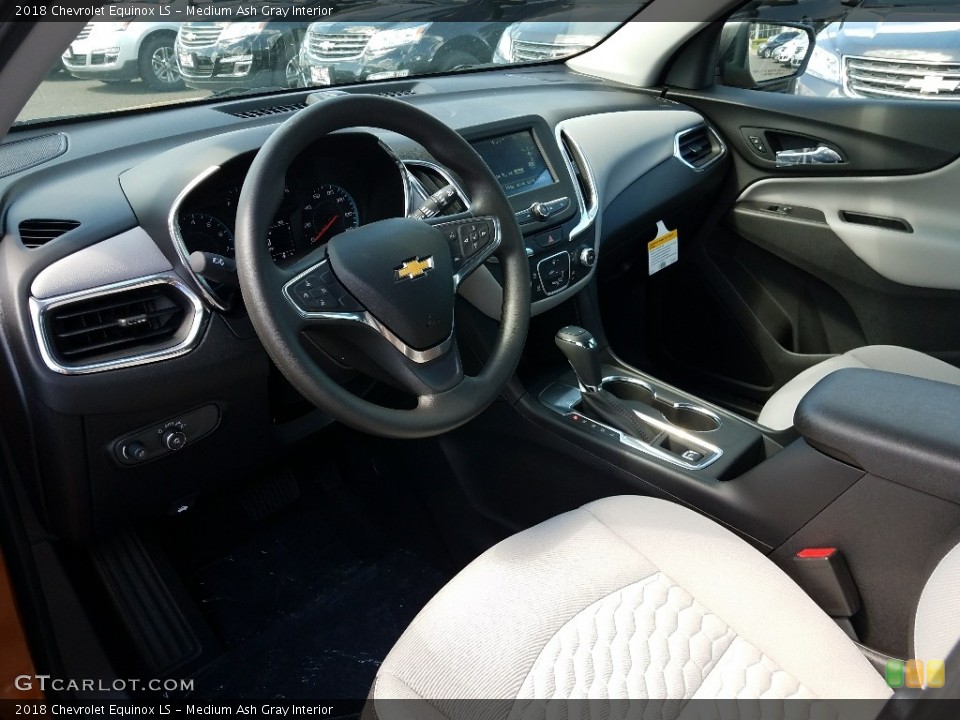 Medium Ash Gray Interior Photo for the 2018 Chevrolet Equinox LS #120237830