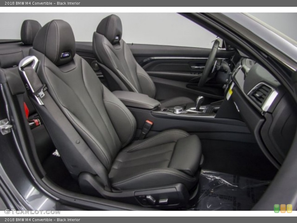 Black Interior Photo for the 2018 BMW M4 Convertible #120246876