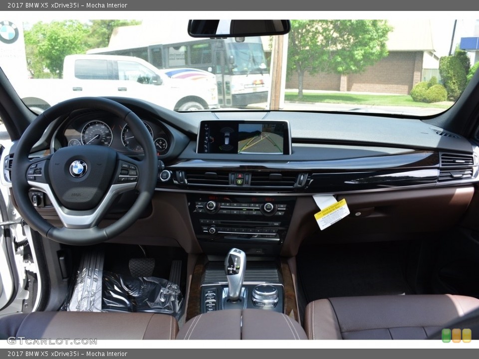 Mocha Interior Dashboard for the 2017 BMW X5 xDrive35i #120274252