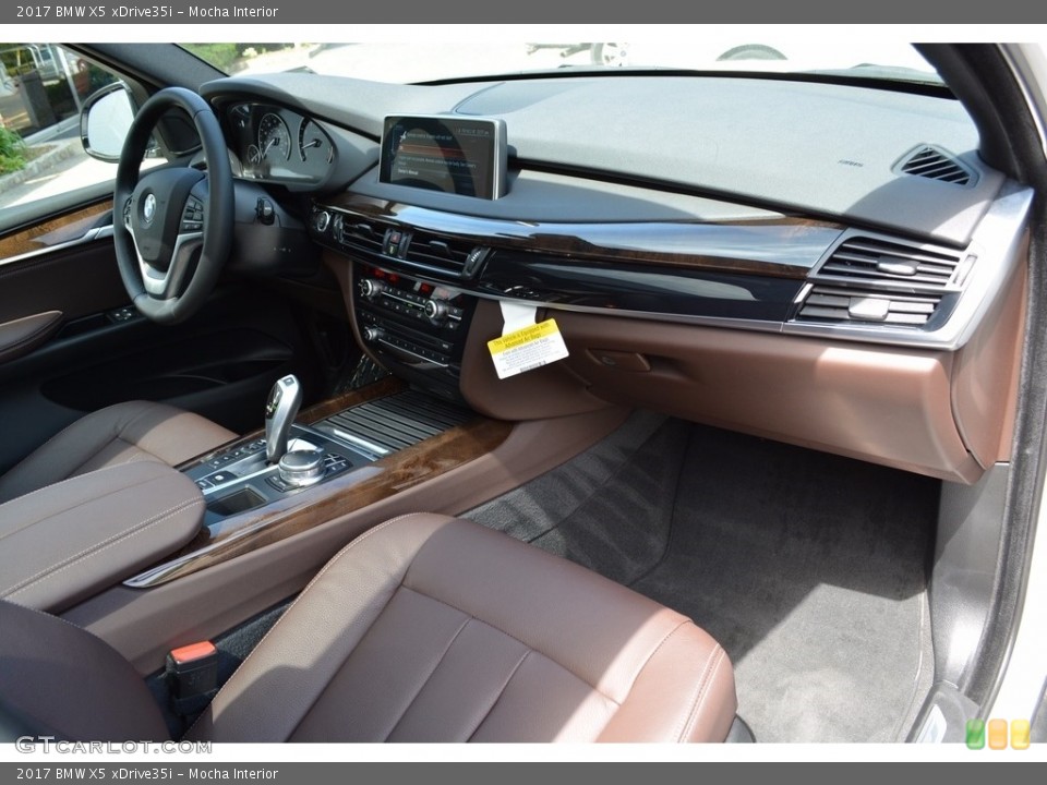 Mocha Interior Dashboard for the 2017 BMW X5 xDrive35i #120274599