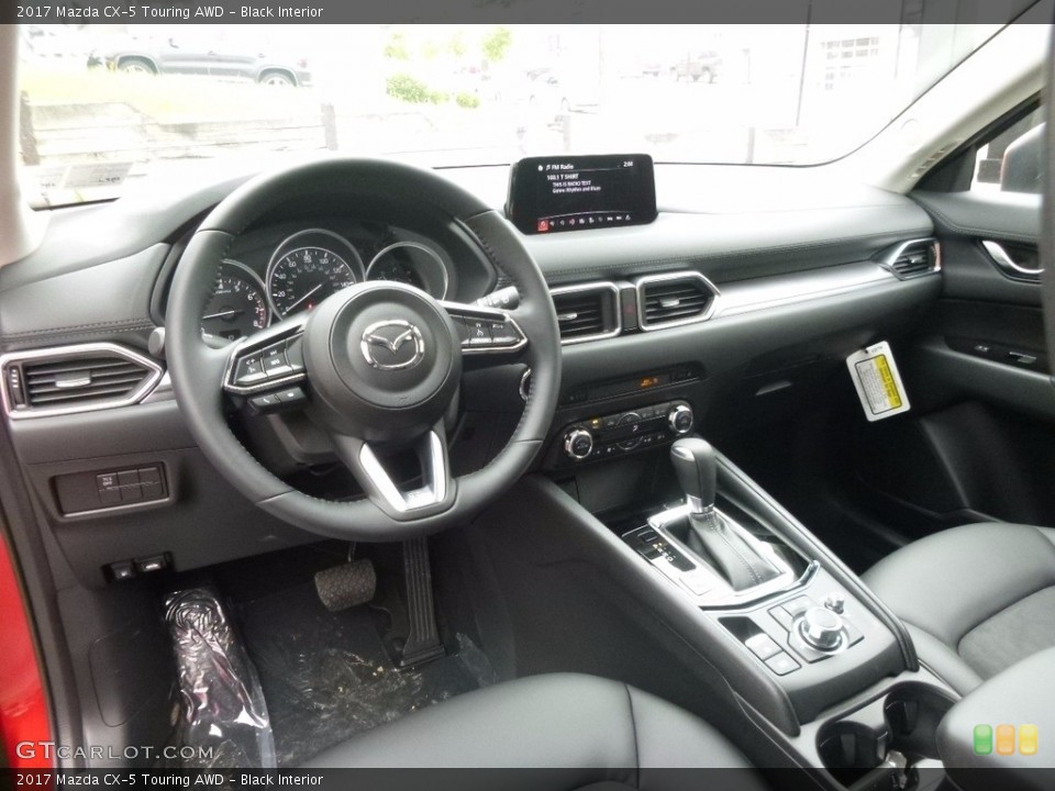 Black Interior Photo for the 2017 Mazda CX-5 Touring AWD #120290660