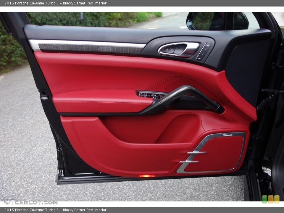 Black/Garnet Red Interior Door Panel for the 2016 Porsche Cayenne Turbo S #120347189