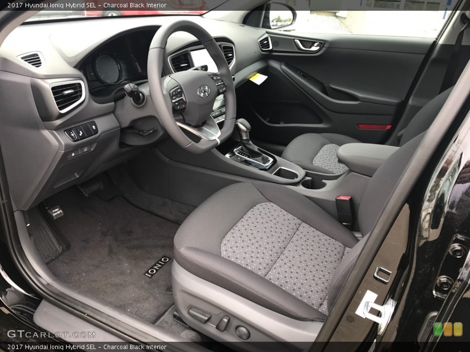 Charcoal Black Interior Photo for the 2017 Hyundai Ioniq Hybrid SEL #120385600