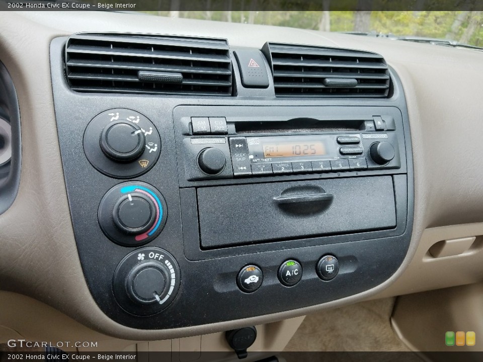 Beige Interior Controls for the 2002 Honda Civic EX Coupe #120403145