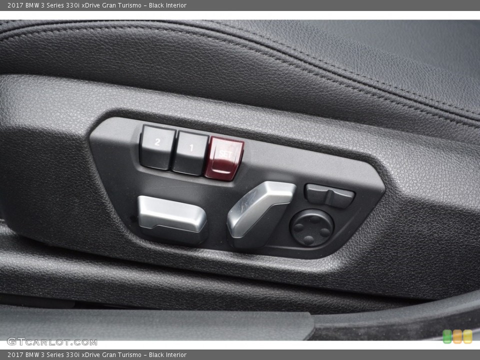 Black Interior Controls for the 2017 BMW 3 Series 330i xDrive Gran Turismo #120406085