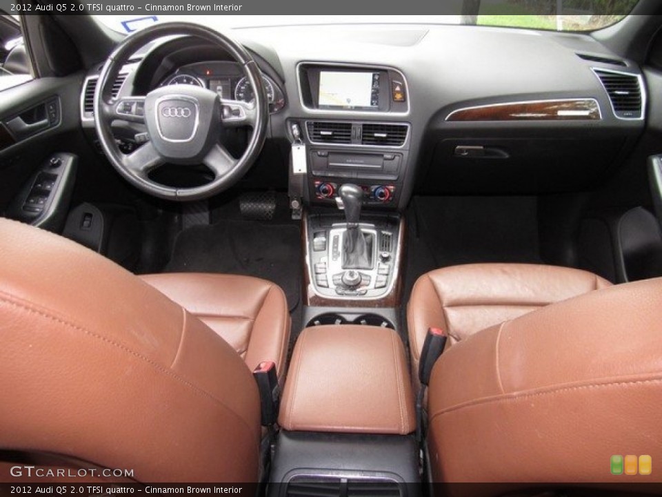 Cinnamon Brown Interior Dashboard for the 2012 Audi Q5 2.0 TFSI quattro #120409517