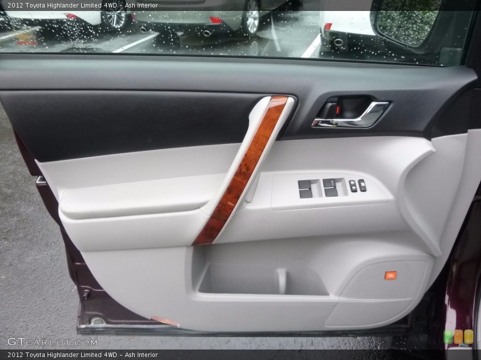 Ash Interior Door Panel for the 2012 Toyota Highlander Limited 4WD #120414079