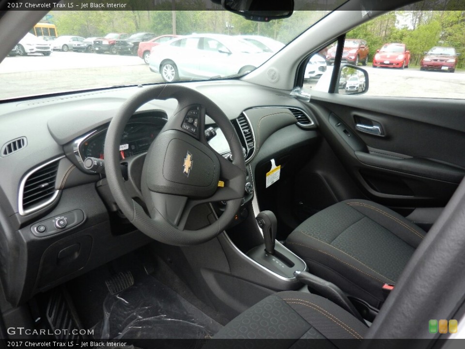 Jet Black Interior Photo for the 2017 Chevrolet Trax LS #120430396