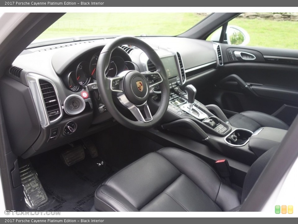 Black Interior Photo for the 2017 Porsche Cayenne Platinum Edition #120452432