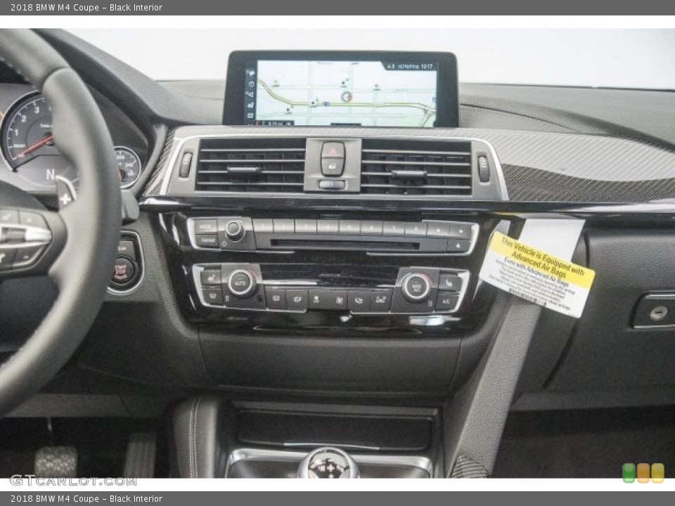Black Interior Controls for the 2018 BMW M4 Coupe #120462614