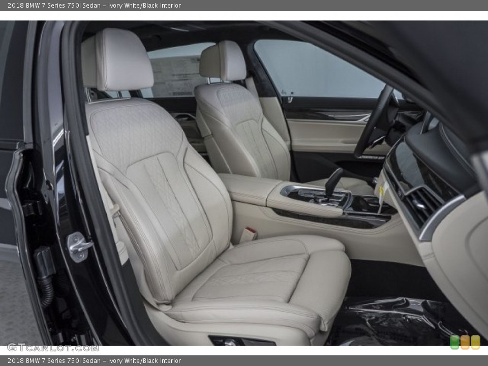 Ivory White/Black Interior Photo for the 2018 BMW 7 Series 750i Sedan #120540486