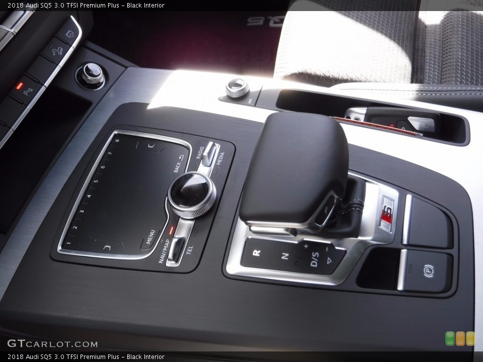 Black Interior Transmission for the 2018 Audi SQ5 3.0 TFSI Premium Plus #120558300
