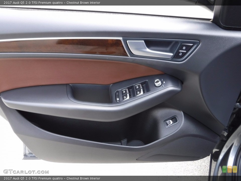 Chestnut Brown Interior Door Panel for the 2017 Audi Q5 2.0 TFSI Premium quattro #120578266