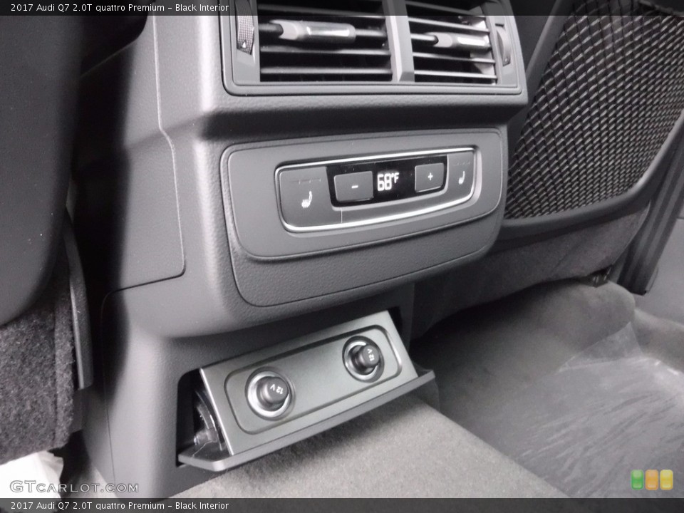 Black Interior Controls for the 2017 Audi Q7 2.0T quattro Premium #120583303